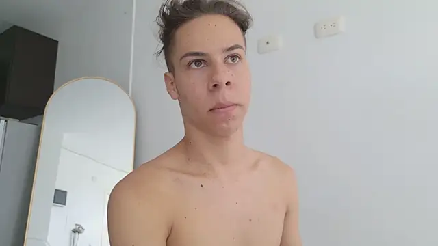 Chat +18 de grey___27 ao vivo
