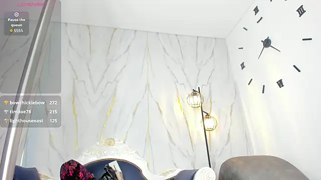 ViolettaNaughty – Naživo XXX chat
