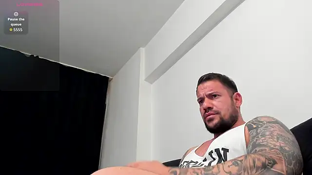 musclemonster31 – Live XXX-chat
