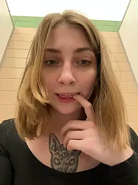 Chat +18 de Sunny___Bunny ao vivo