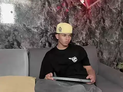 nova_mitchell7's Live XXX Chat