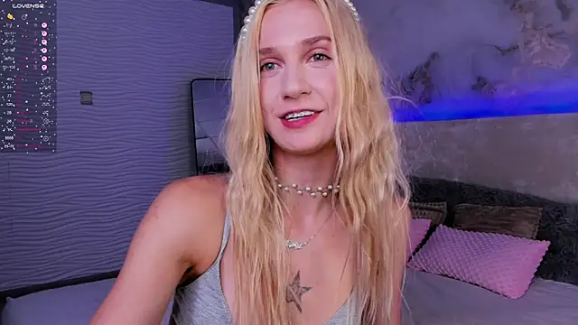SerenaCrystall's Live XXX Chat