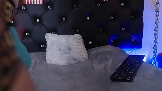 XXX chat uživo modela Maximo_Lux