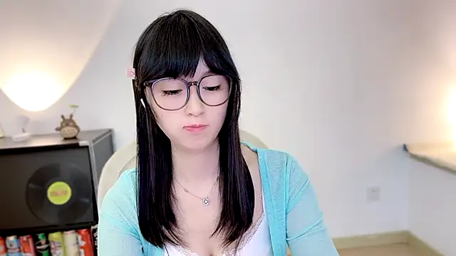 Onechestnut Live XXX-chat