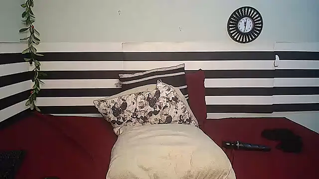 FreakyNubianのライブXXXチャット