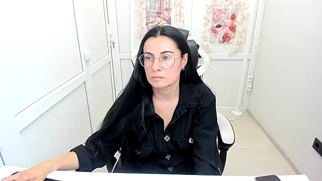 Czat XXX na żywo – ChloeVibee