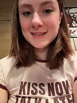 Dina_TeaseのライブXXXチャット