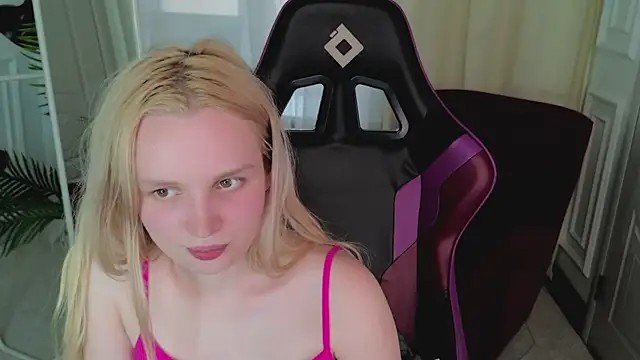 Beatrica_Klein's Live XXX Chat