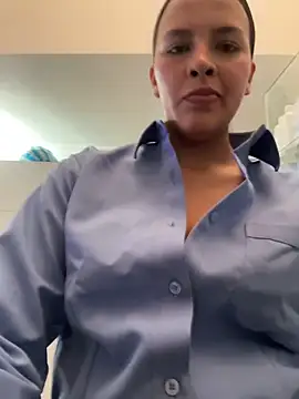 KateRousee's Live XXX Chat