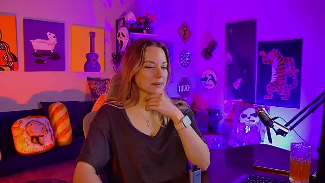 VireliaMoonfall – Live XXX-chat