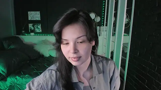 Maykinkya Live XXX Chat