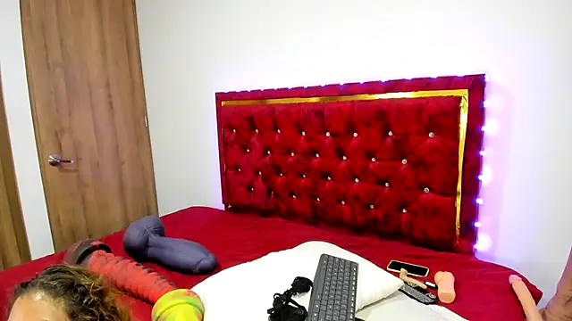 Živý XXX chat charlloteevans_X
