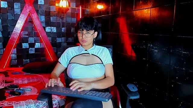 VioletFaith's Live XXX Chat