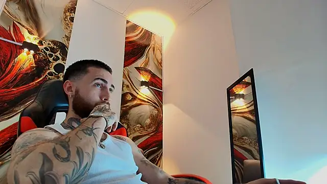 Luke_davis01 Live XXX-chat