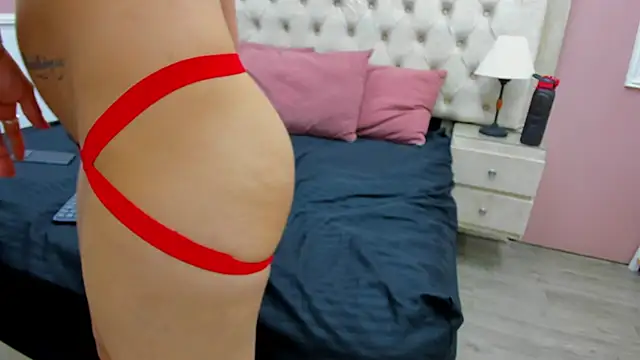 Pixelriottn Live XXX chat