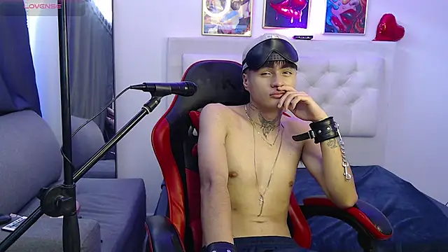 Ninou_14 Live XXX-chat