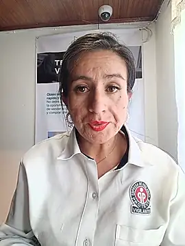 Valentina--1 Adlı Modelin Canlı XXX Sohbeti