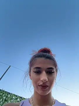 VixenRosse Adlı Modelin Canlı XXX Sohbeti