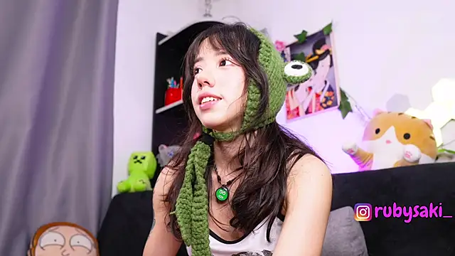 Chat +18 de Ruby_saki ao vivo