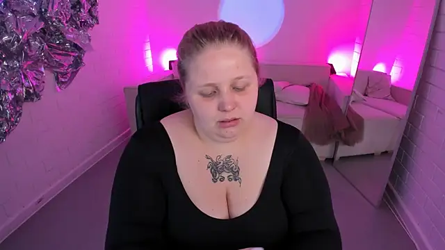 SladaDell's Live XXX Chat