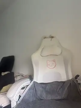 Chat XXX en directo de Lunalovesyou8