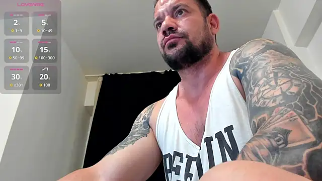Chat XXX ao vivo de musclemonster31