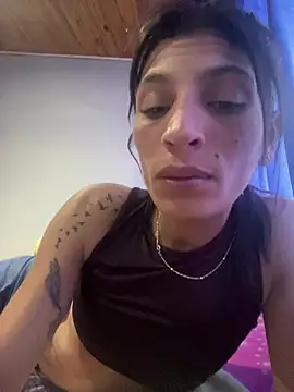 ImCrazzy's Live XXX Chat