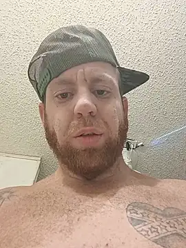 Clarkodile95 Live XXX Chat