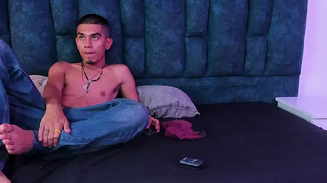 your_d0ll1's Live XXX Chat
