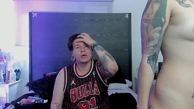Show Webcam de inkedsinners_