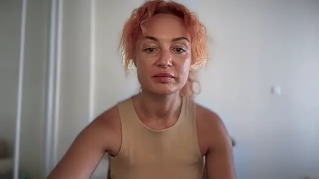 Czat XXX na żywo – Reddgiirl