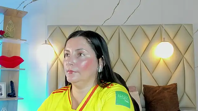 angelswets Adlı Modelin Canlı XXX Sohbeti