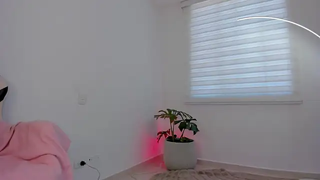 SavannahWildee Live XXX-Chat