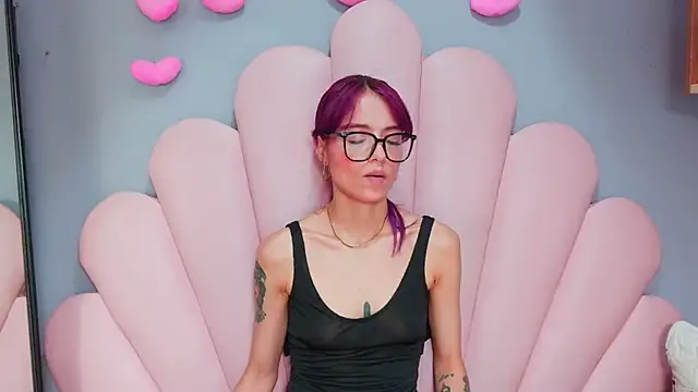 luci_miller's Live XXX Chat