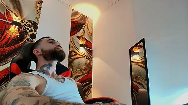Luke_davis01 élő XXX-chatje