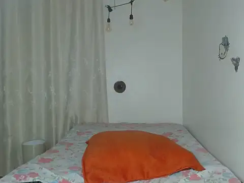 ZoeTracy's Live XXX Chat