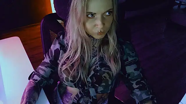 InesGold Live XXX-chat