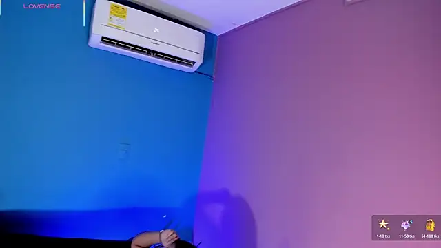 Crazy_Cult_Sex élő XXX-chatje