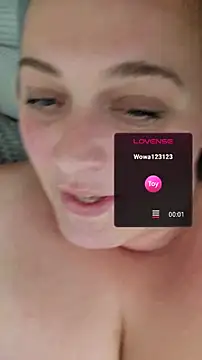 Chat XXX en directo de Blondibaby