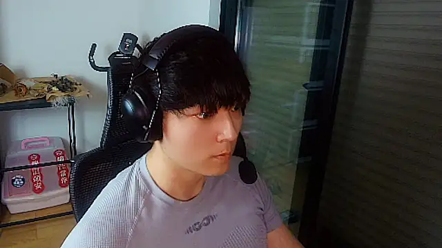 Tkcqcc 在線直播表演