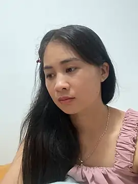 Chat XXX en directo de LittleSun_