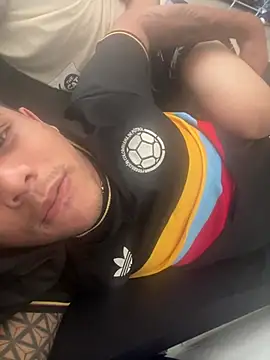 دردشة Alejandro_and_Deiby الجنسية المباشرة