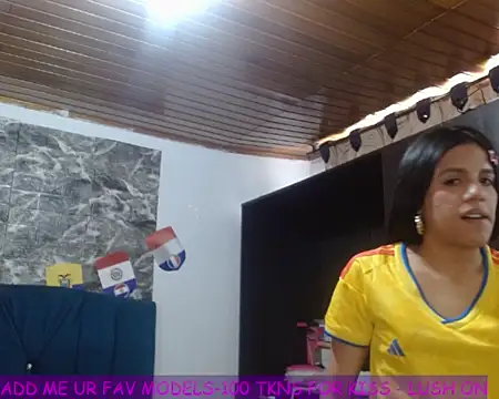 LITTLEKITTY19's Live XXX Chat