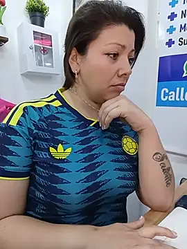 Онлайн чат XXX SARA_21-