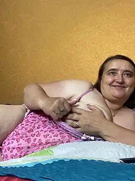 LiluHot Chat XXX live