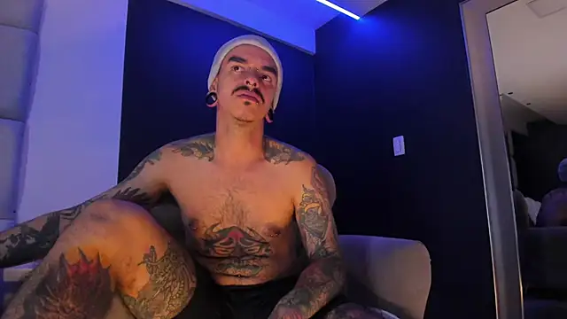 kaletattoo Adlı Modelin Canlı XXX Sohbeti