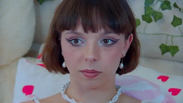 ElisabethDavis Adlı Modelin Canlı XXX Sohbeti