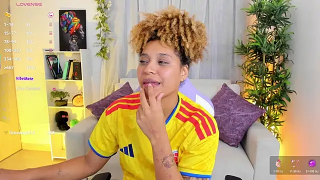 دردشة natty_romanof_18 الجنسية المباشرة