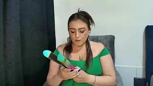 cataleyamyst Adlı Modelin Canlı XXX Sohbeti