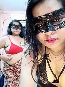 Chat XXX ao vivo de Naughty_Kayra